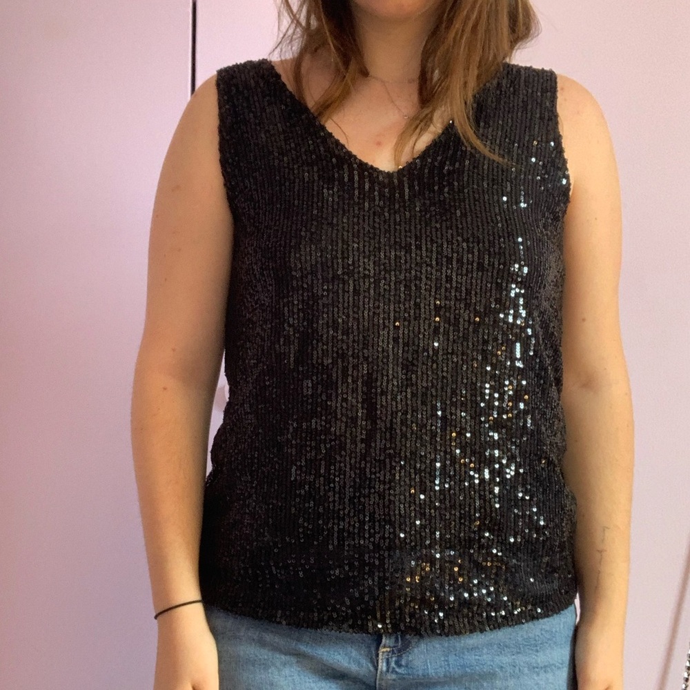 Simply Styled Women’s Black Sequin Tank